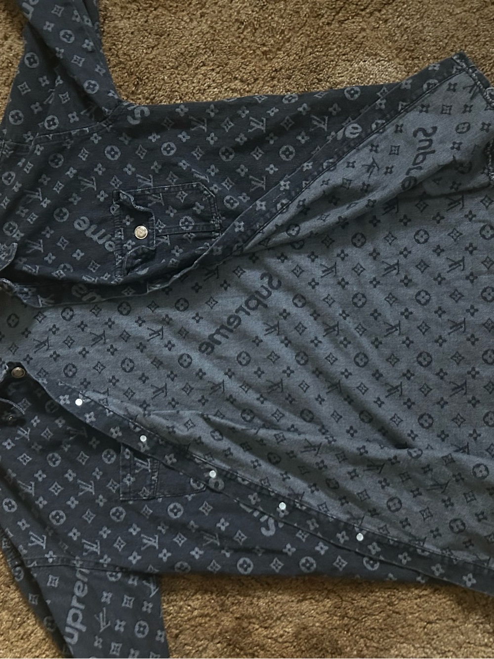 Supreme LV denim shirt. - Picture 6 of 7